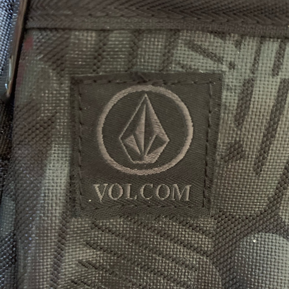 Volcom Small Backpack. Great Condition, Preloved - image 2